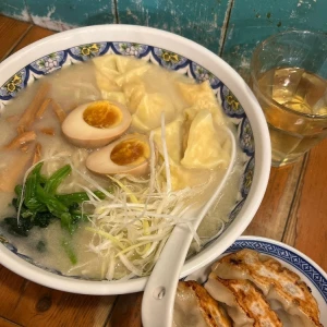 開放感からの幸福🍜🥟 ̖́-の写真1枚目