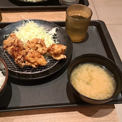 今日は唐揚げ食べてきた🤤💞