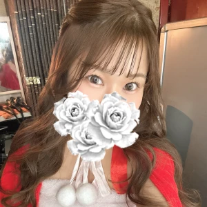 今日はサンタコス🎅🏼の写真1枚目