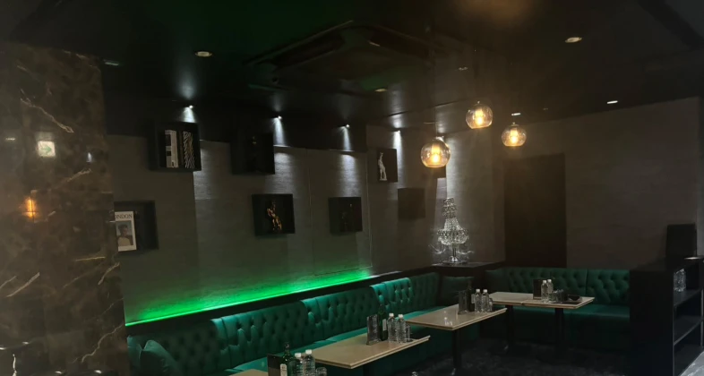 古町キャバクラ「ブイニイガタ」