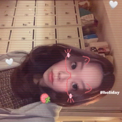 <p>こんばんはるなです❣️<br>だんだん花粉がすくなくなってきたのか<br>気持ち楽です😌✊<br>今年も乗り越えた✌️<br>早く桜満開になってほしい〜お花見した...