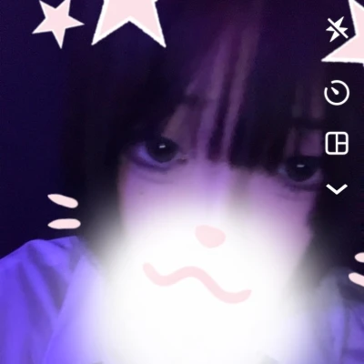 今日も20時から居ます！カニ食べたい。🦀