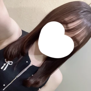 出勤しました🐰の写真1枚目