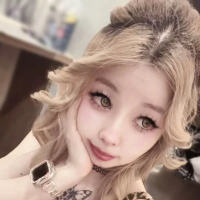 こんばんはー♪いよなだよー☺️