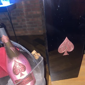 初マンド🍾🩷の写真1枚目