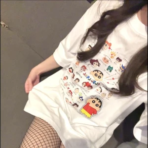しんちゃんTシャツ👕💛の写真1枚目