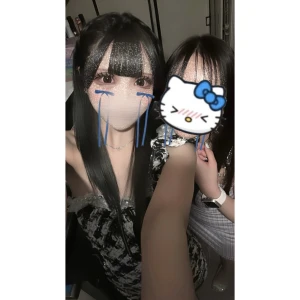 こんばんは あおいです👋🏻🩵の写真1枚目