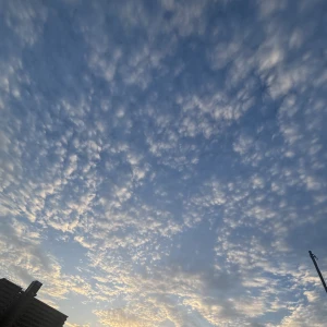 おはようー☁️の写真1枚目