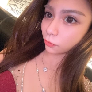 出勤しました🌟の写真1枚目