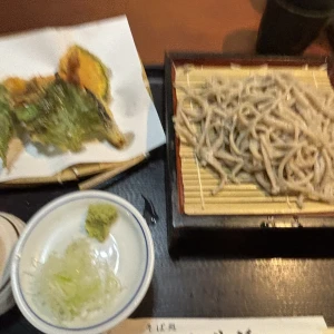 ゴキゲンよえれなです🍤の写真1枚目