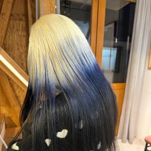 おはよーーーっ🤤💙の写真1枚目