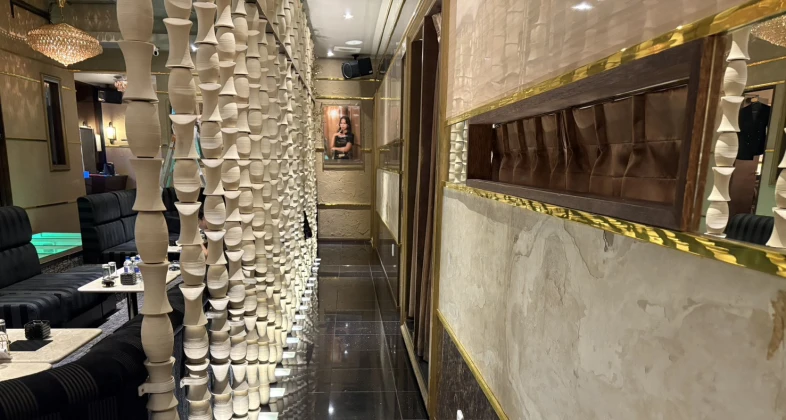 松山キャバクラ「ブイオキナワ」