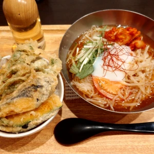 美味しいご飯を食べるのが大好き🍚の写真1枚目