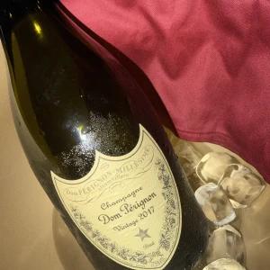 🥂🥂🥂🥂の写真1枚目