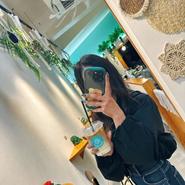 松山キャバクラ「ブイオキナワ」