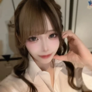 出勤です❕✩.*˚の写真1枚目