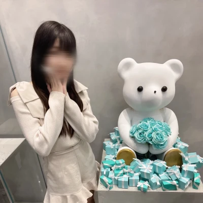 本日出勤してます✌🏻