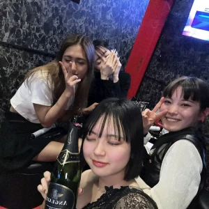 大好きなみんなと🫶🏻の写真2枚目