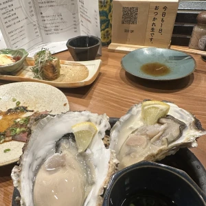 さいきん牡蠣食べれるようになった🦪の写真1枚目