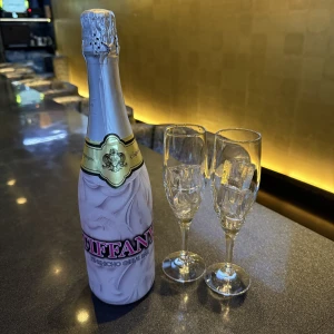 こんにちは、ゆりあですの写真1枚目