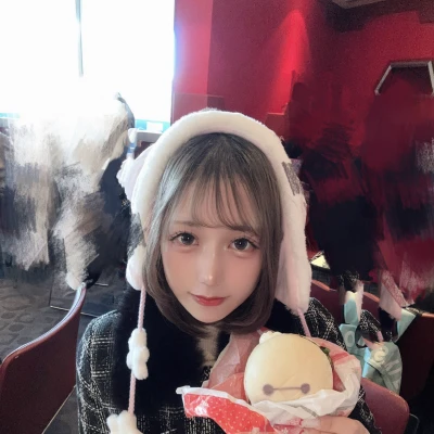 <p>おはようございます🍓<br>なな出勤しましたᐢ ̥_ ̫ _ ̥ᐢ♡<br>昨日は友達と初ディズニー行ってきました(ᐡ•̥ •̥ᐡ)♡<br>ショーとか乗り物ほぼ乗れたのですご...