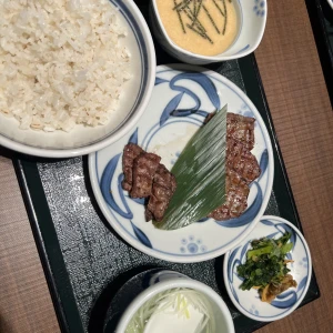 11/14(金) 22時からいます⭐️の写真1枚目