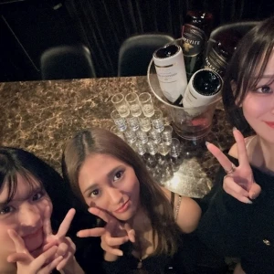 沢山頂きました～🍾🖤の写真1枚目