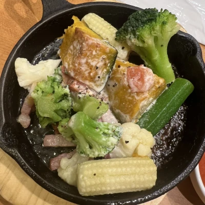 6/6(土) 22時半からいます➿