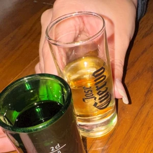 乾杯しましょ🫵🏾の写真1枚目