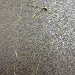 最近付けてるネックレスがまた破損😭の写真2枚目