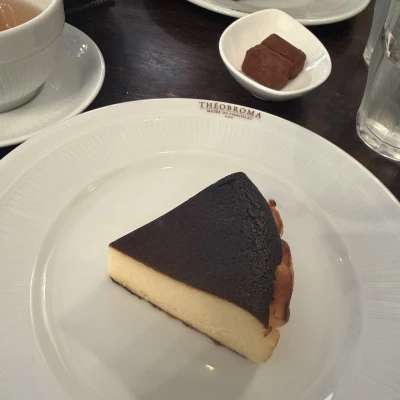 錦糸町ティファニーのあんずです！