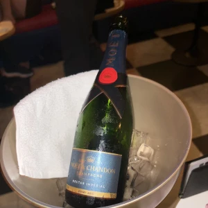 昨日ありがとうございました🥂🤍の写真1枚目