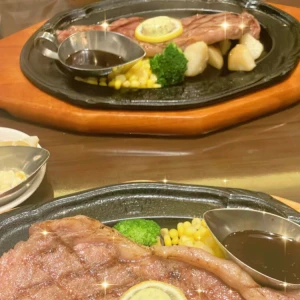 21時からいるよ☺️💕の写真1枚目