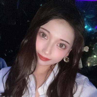 ∠(　˙-˙ )／
