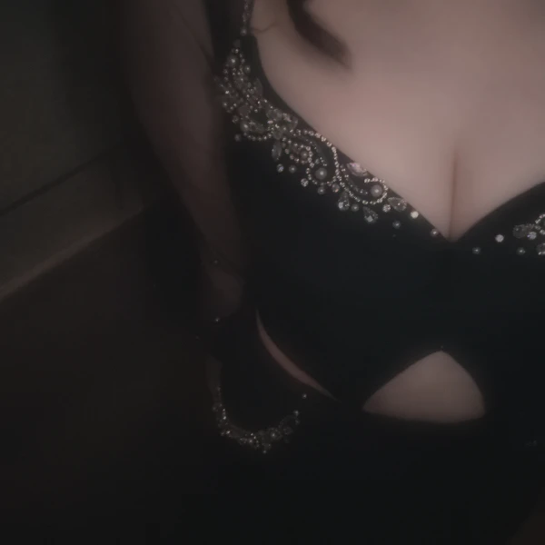横浜セクキャバ「チル」