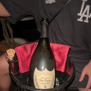 昨日人生初のドン・ペリニヨン!!お相手にはもう飲んでたことあると言われました💦笑の写真1枚目