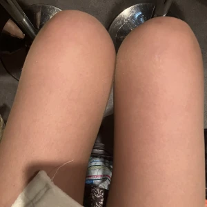 出勤！おはよう🥹🤚の写真1枚目