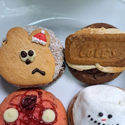 今日9時からいるので良かったら会いに来て下さい🙆✨