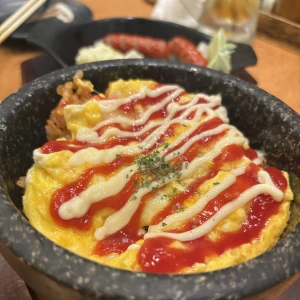 今日は19時半からいる〜の写真1枚目