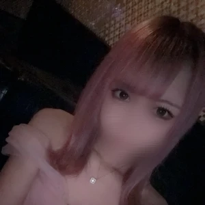 出勤してます（｡･ω･｡）💭💕の写真1枚目