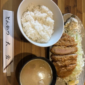 本日もお休みもらってます🌟の写真1枚目