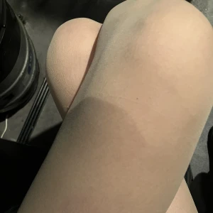 出勤！おはよう🥹の写真1枚目