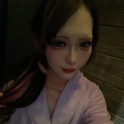 れいか出勤してまあす😽イベント‼️バスローブ‼️えどい‼️見に来てくださ〜い✌️