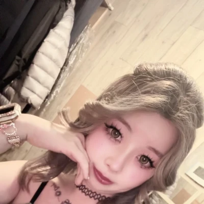 こんばんはー♪いよなだよー☺️