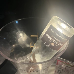 本日お休みです😌の写真2枚目