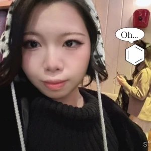 夢の国は自撮りにも魔法かけてくれますの☺️の写真1枚目