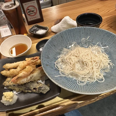 21時半から居ます🙋‍♀️