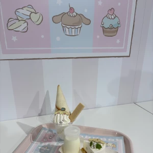 22時からいます🤍の写真1枚目