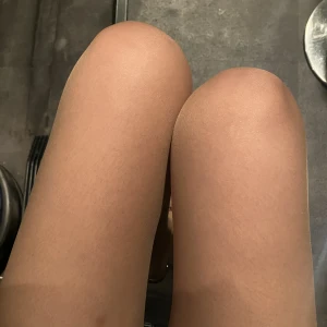 出勤！おはよー🥹🤚の写真1枚目