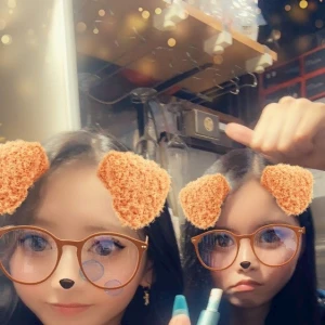 最近のLEONの女の子達で流行ってるものの写真1枚目